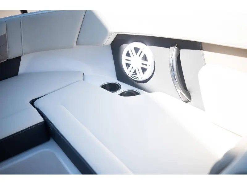 Monterey Boats M205 BOWRIDER 2024