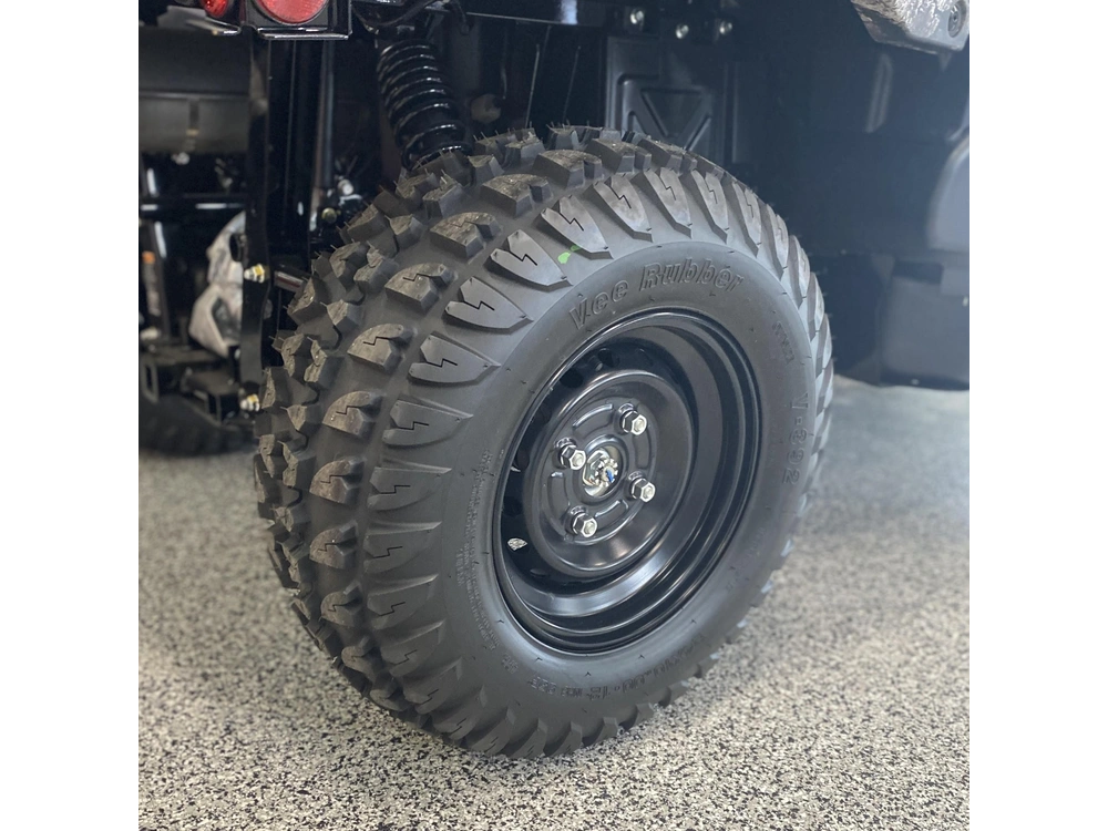 2025 Honda Pioneer 520 Camo alt