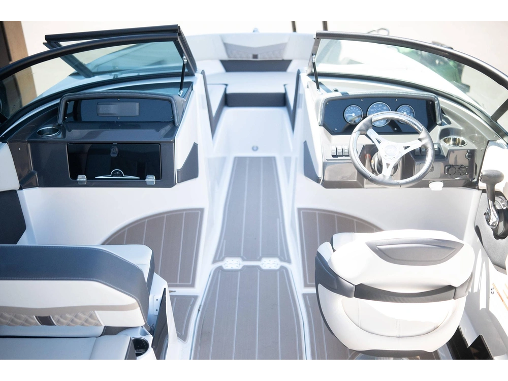 2024 Monterey Boats M205 Bowrider alt