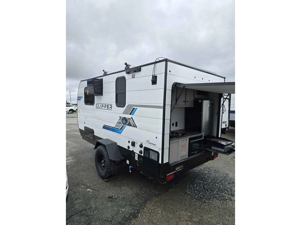 2025 Forest River Clipper 12000rok alt