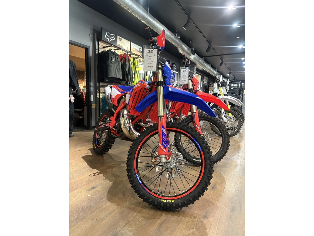 2025 Beta 300 Rr 2t alt