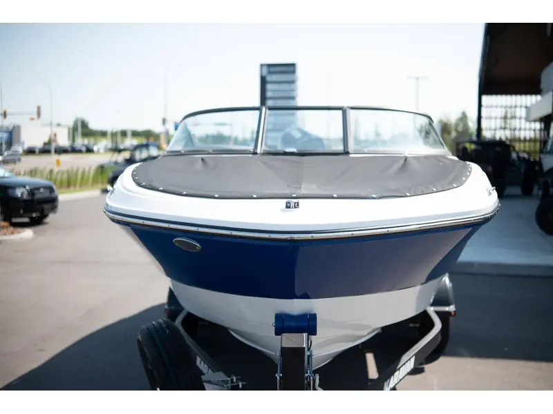 2023 Monterey Boats M205 BOWRIDER thumbnail 9