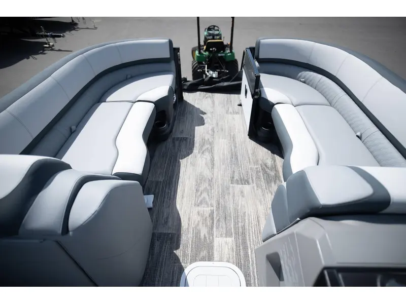 Legend VETTA LEVATA 23 CRL 2025