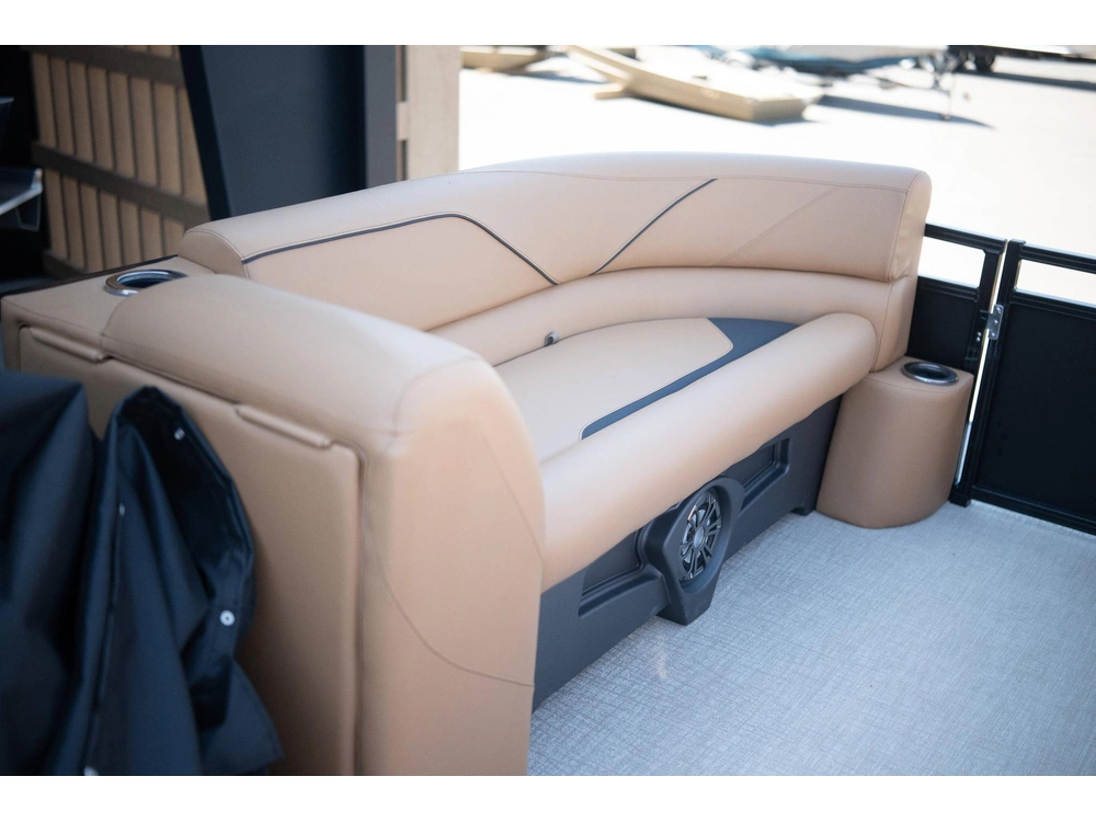 2025 Legend Vetta Kuhl 21 Ql alt