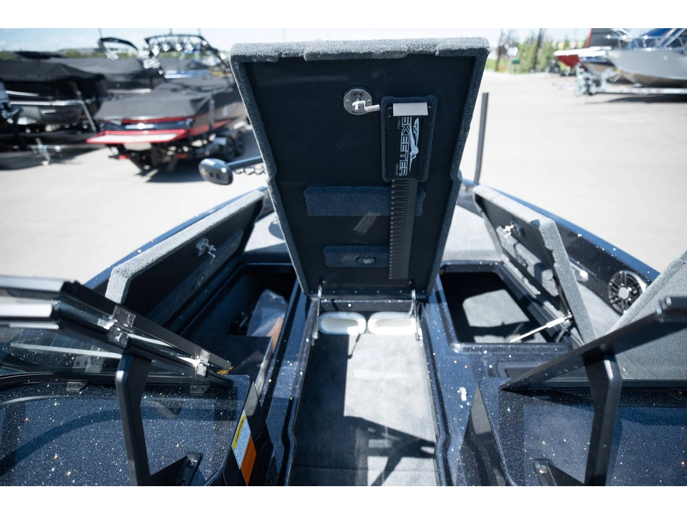 2025 Skeeter Products Wxr2060f alt