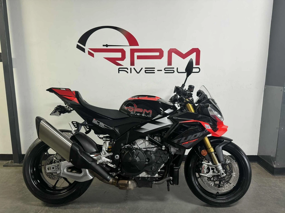 2026 Aprilia Tuono V4 1100 Factory Démo alt