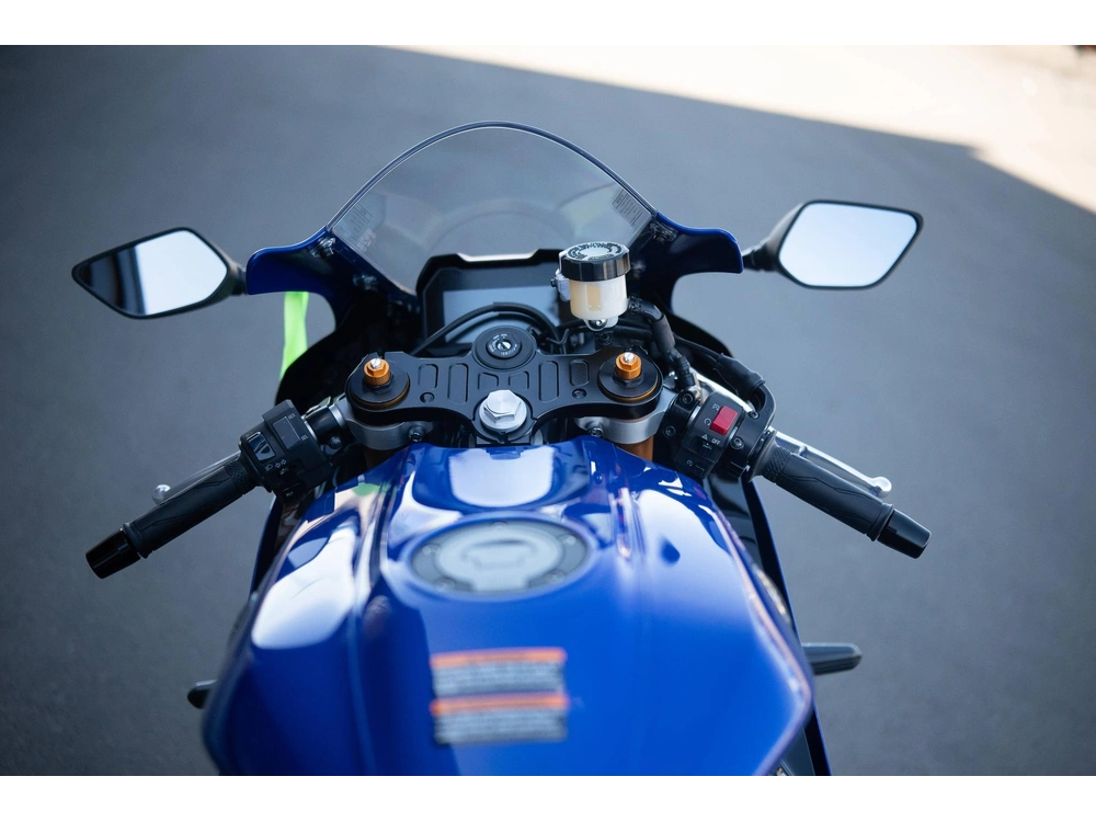 2025 Yamaha Yzf-r7 alt