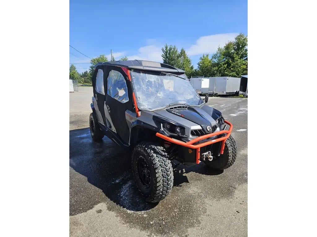 2018 Can-Am Commander 1000 Max DPS XT