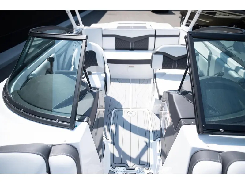 Monterey Boats 218SS BOWRIDER 2024