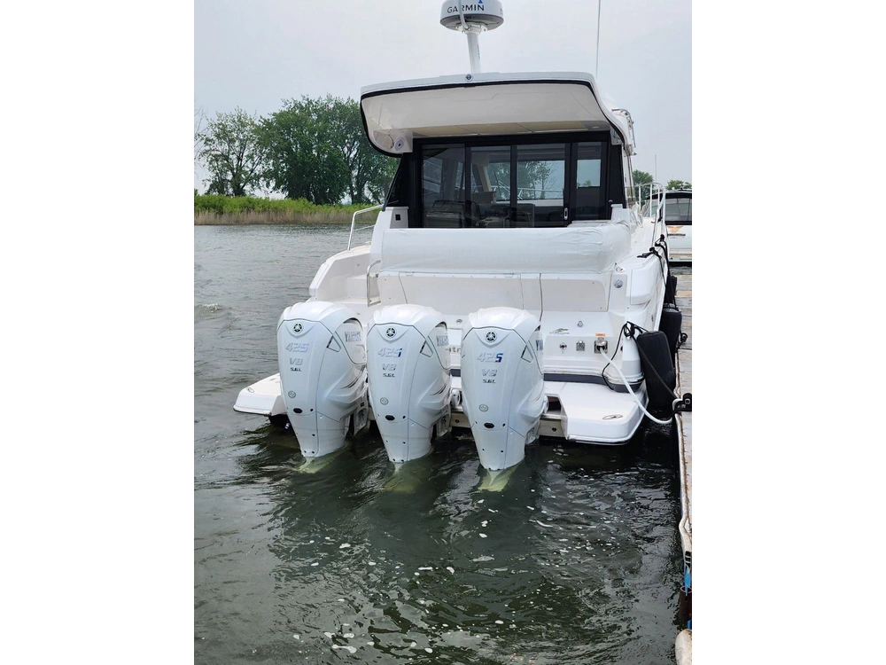 2022 Regal 42 Xo alt