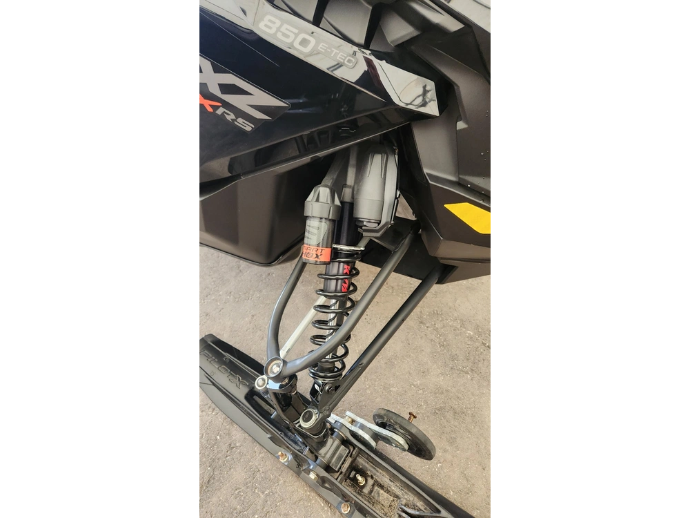 2024 Ski-doo Sm Mxz Xrs 850 137 10.25, Ss alt