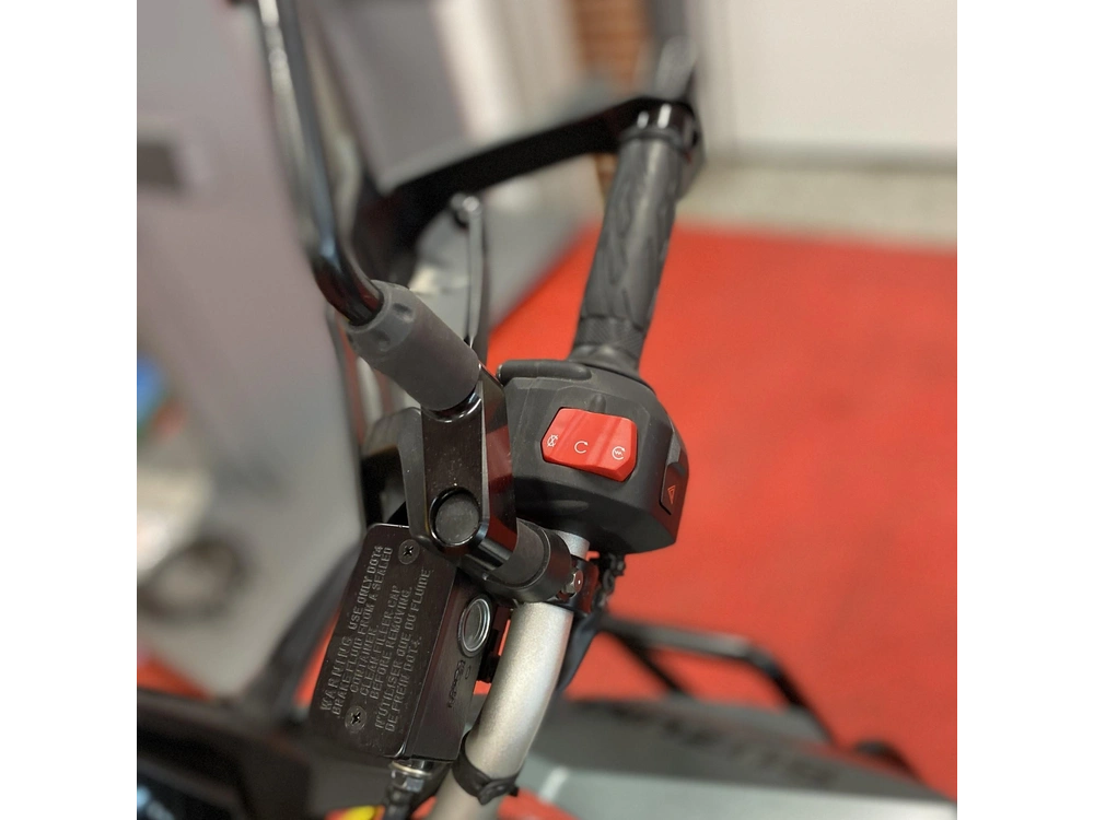 2024 Suzuki V-strom Dl800dercam4 alt