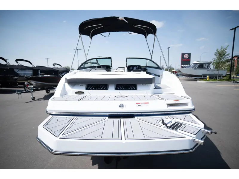 2024 Monterey Boats M20 BOWRIDER thumbnail 9