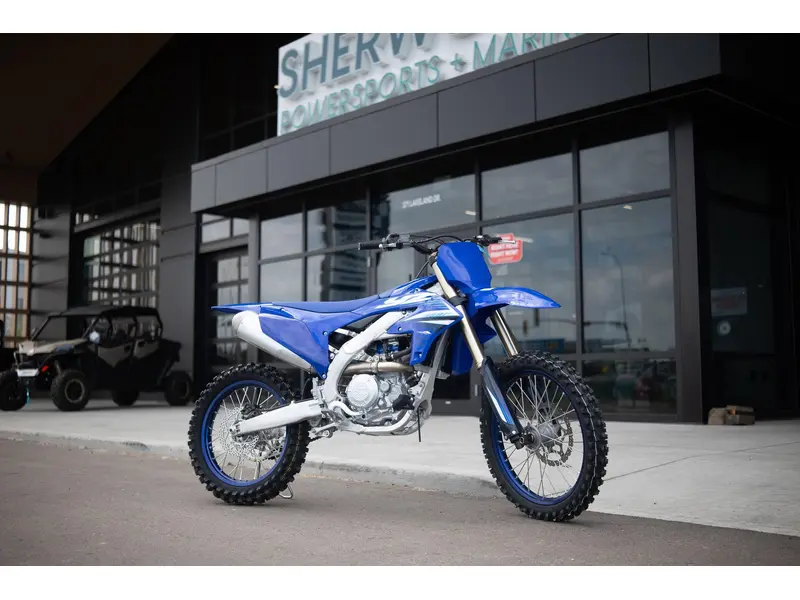 2025 Yamaha YZ450F thumbnail 2