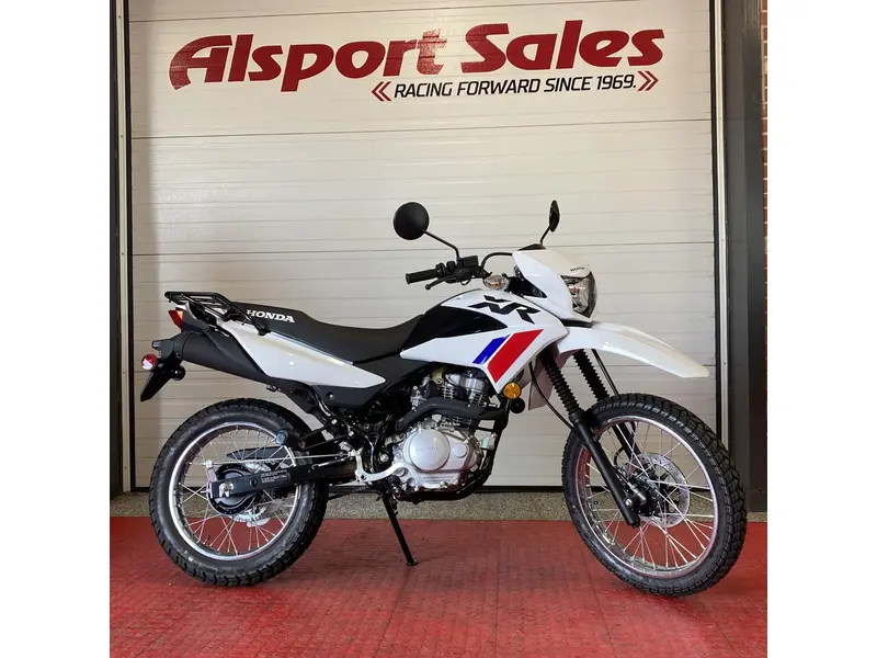 2025 Honda Honda Xr150ls alt