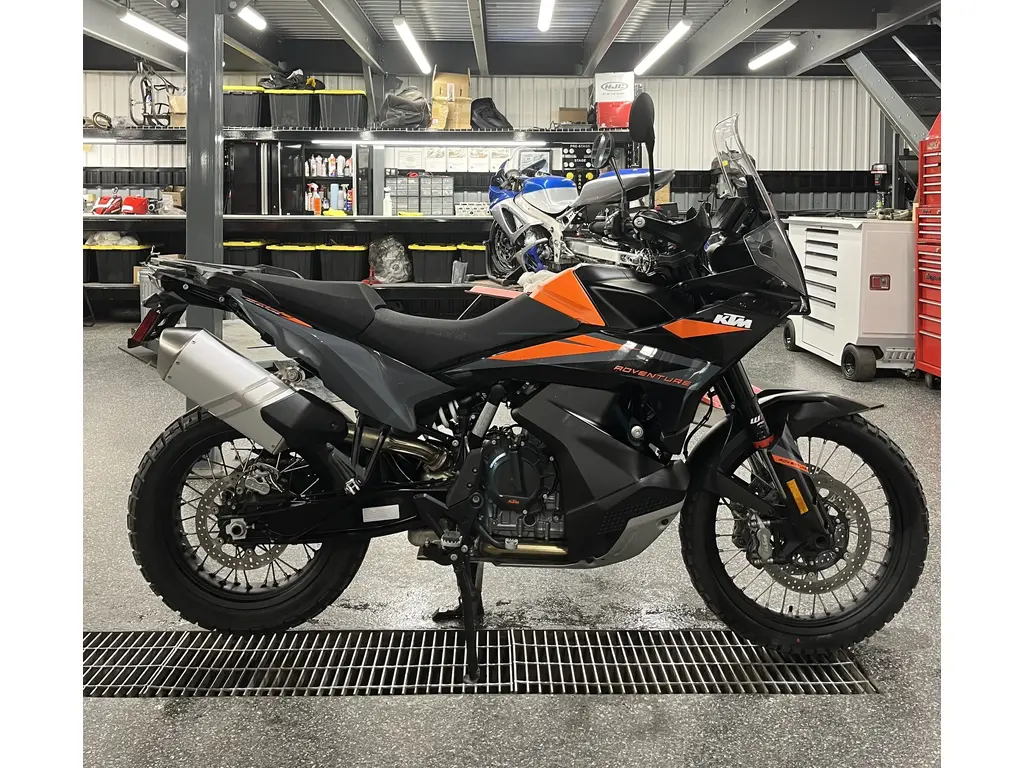 2023 KTM 890 ADVENTURE