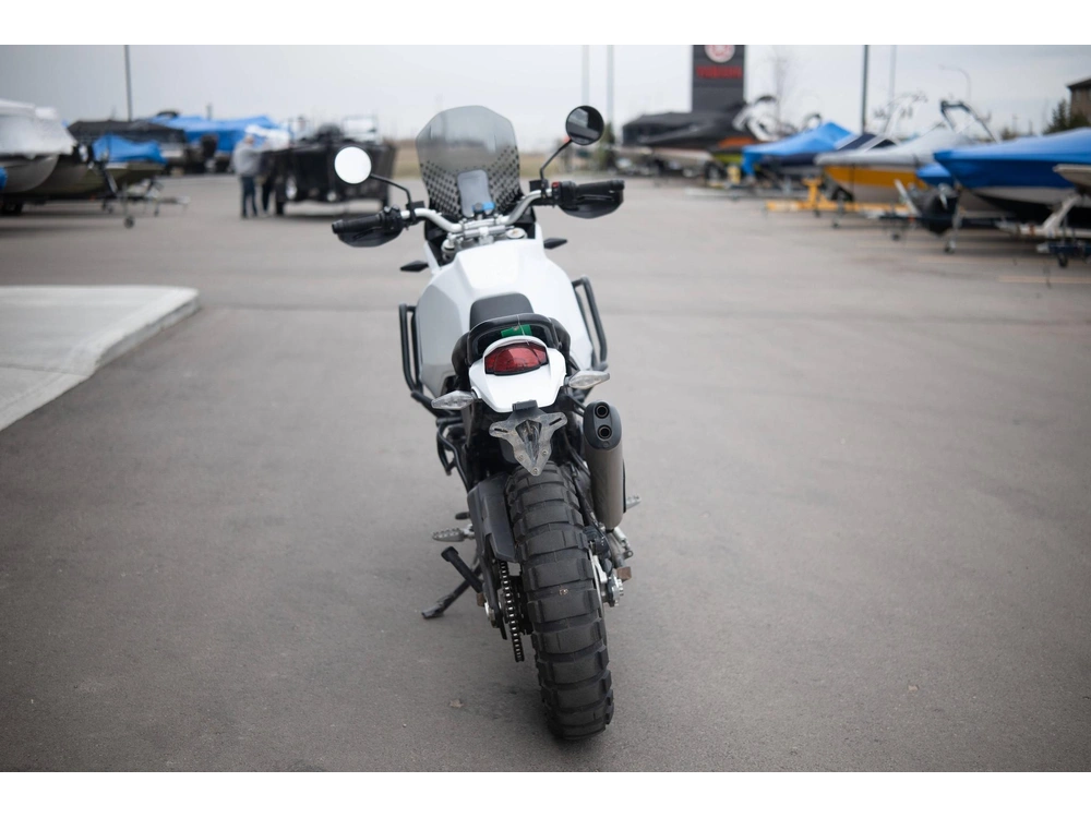 2023 Ducati Desert X alt