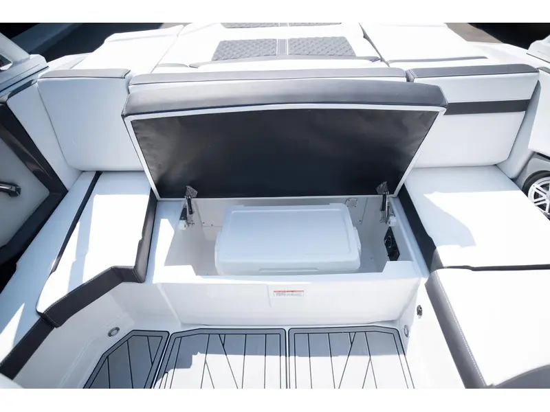 Monterey Boats 218SS BOWRIDER 2024