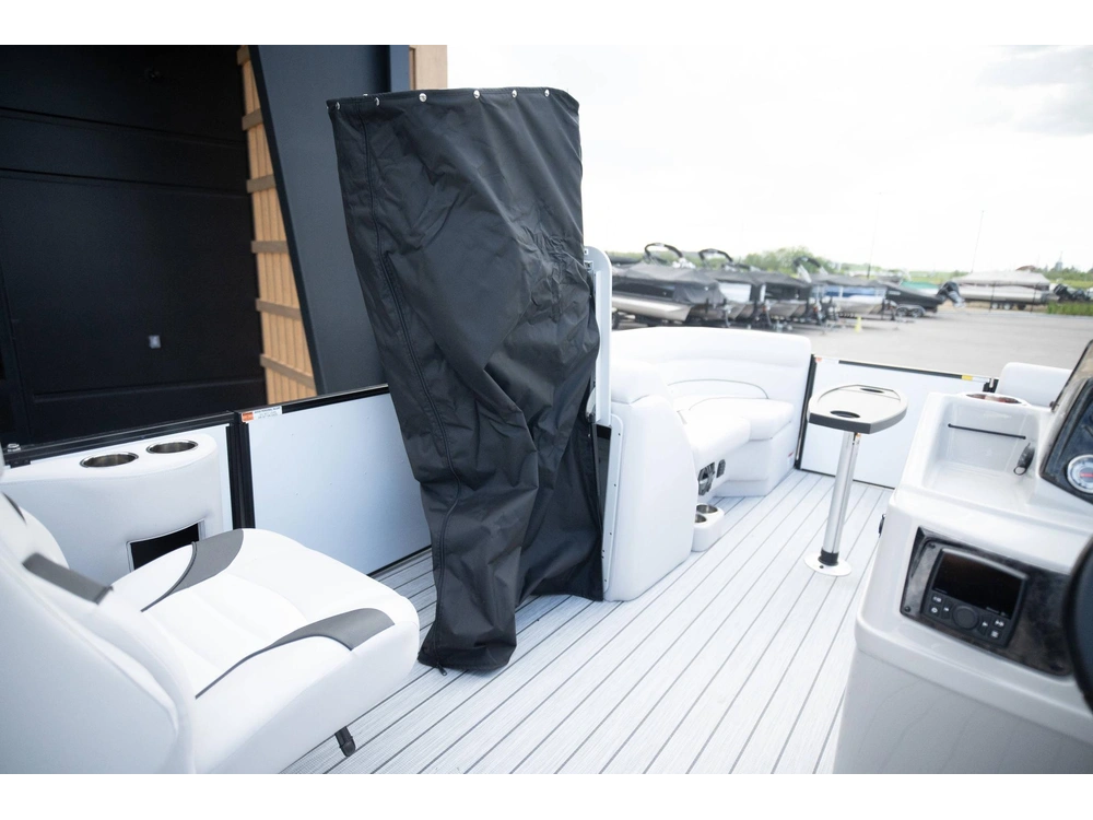 2024 Suncatcher Select 22rc 22rc alt