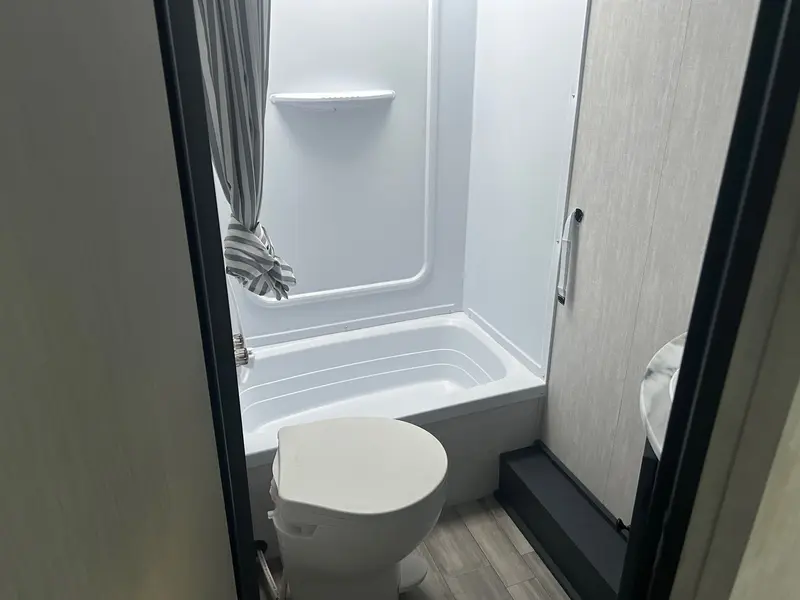 2026 Coachmen Apex 26BHX