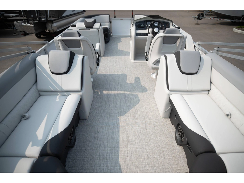 2025 Legend Q-series 23 Ql alt