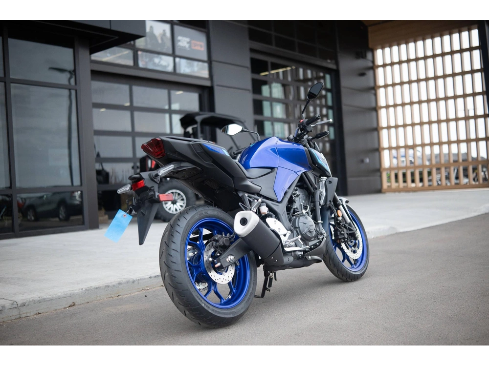 2025 Yamaha Mt-03 alt