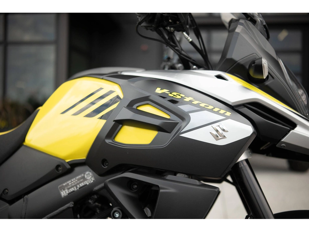 2018 Suzuki Vstrom 1000 alt