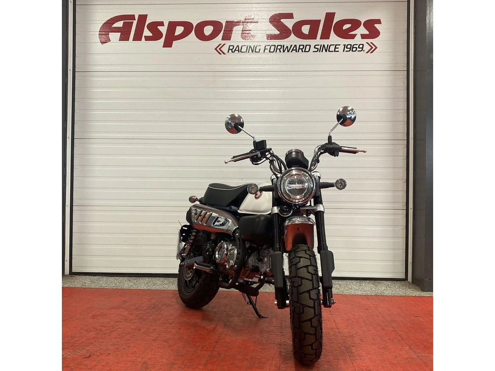 2025 Honda Monkey alt