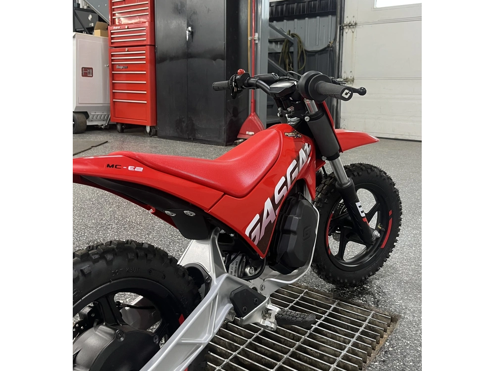 Gasgas Mc-e 2 2025 alt