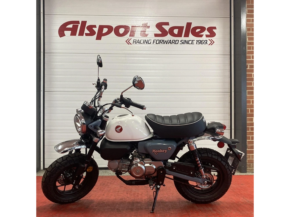 2025 Honda Monkey alt