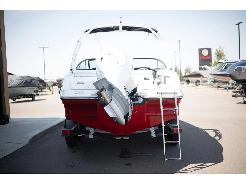 2023 Monterey Boats M225 Bowrider alt
