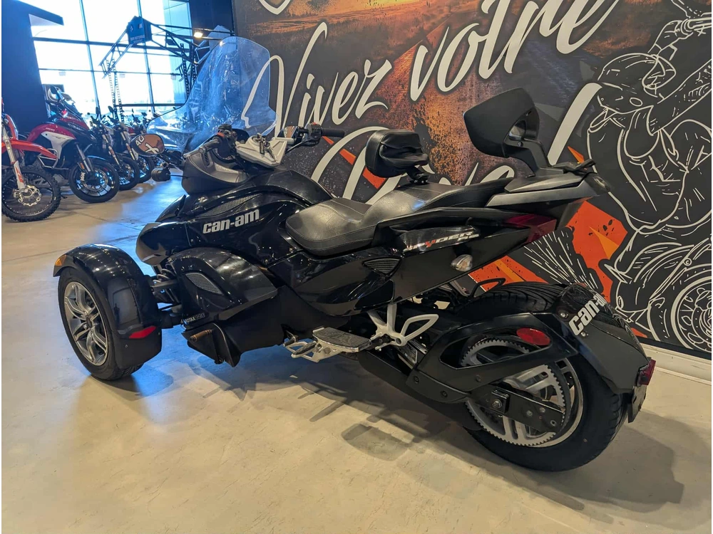 Can-am Spyder Rs Manuel 2012 alt