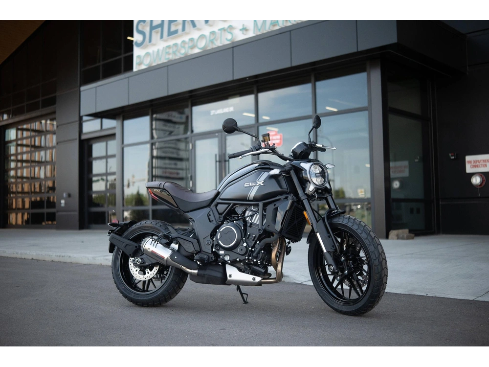 2025 Cfmoto 800nk alt