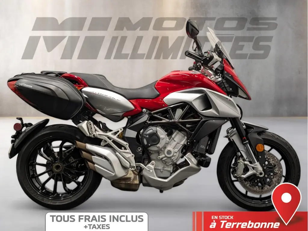 2015 MV Agusta Stradale 800