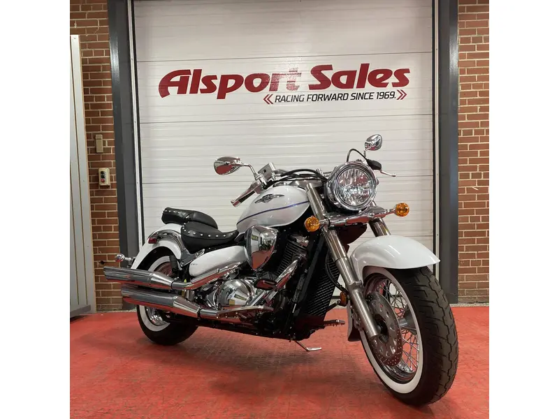 2025 Suzuki BOULEVARD C50 thumbnail 2