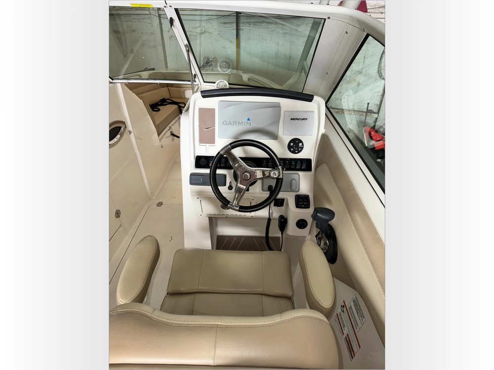 2021 Sailfish 245 Dc alt