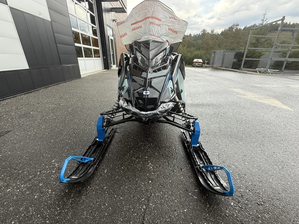 Polaris 650 Voyageur Adventure Ultimate 155 2026 alt