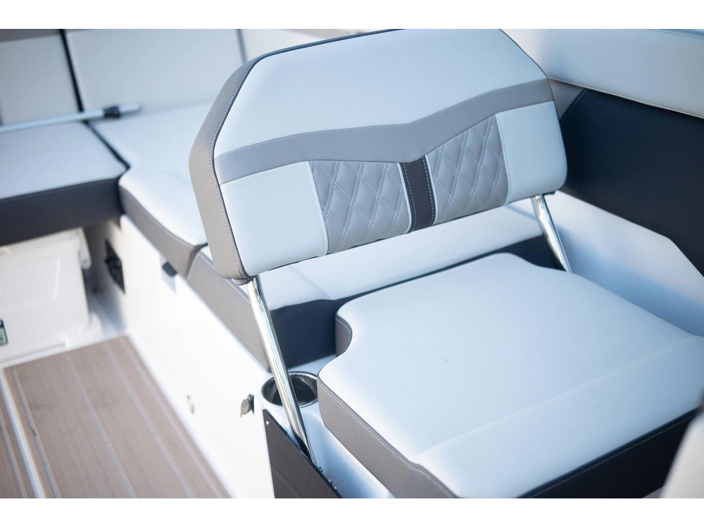 2024 Monterey Boats M205 Bowrider alt