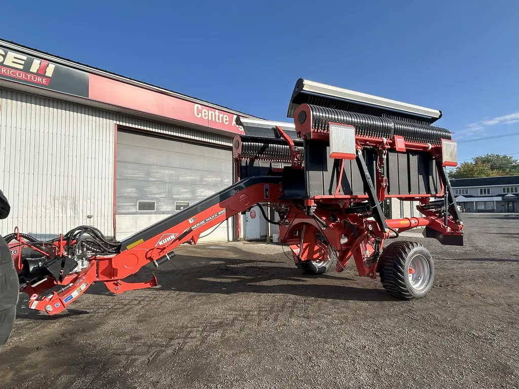 2024 Kuhn MM950