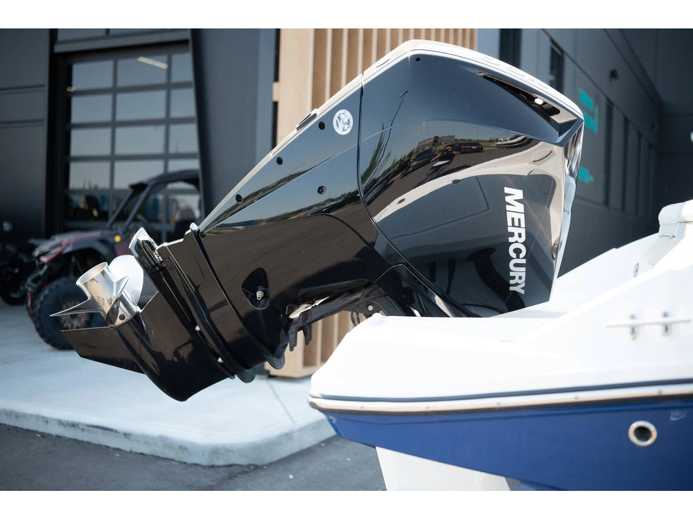 2023 Monterey Boats M205 Bowrider alt