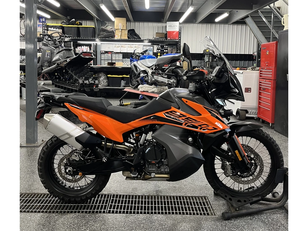 Ktm 890 Aventure S 2022 alt