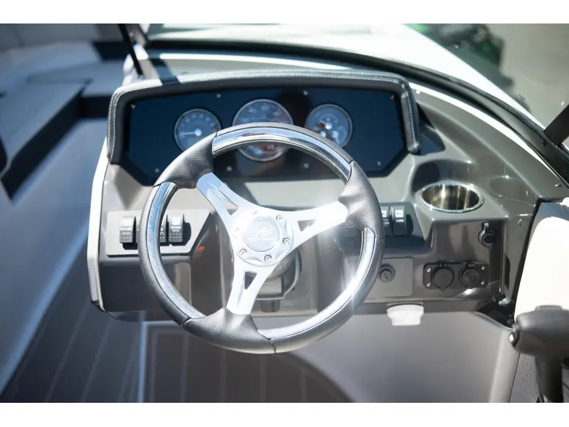 Monterey Boats M205 BOWRIDER 2024