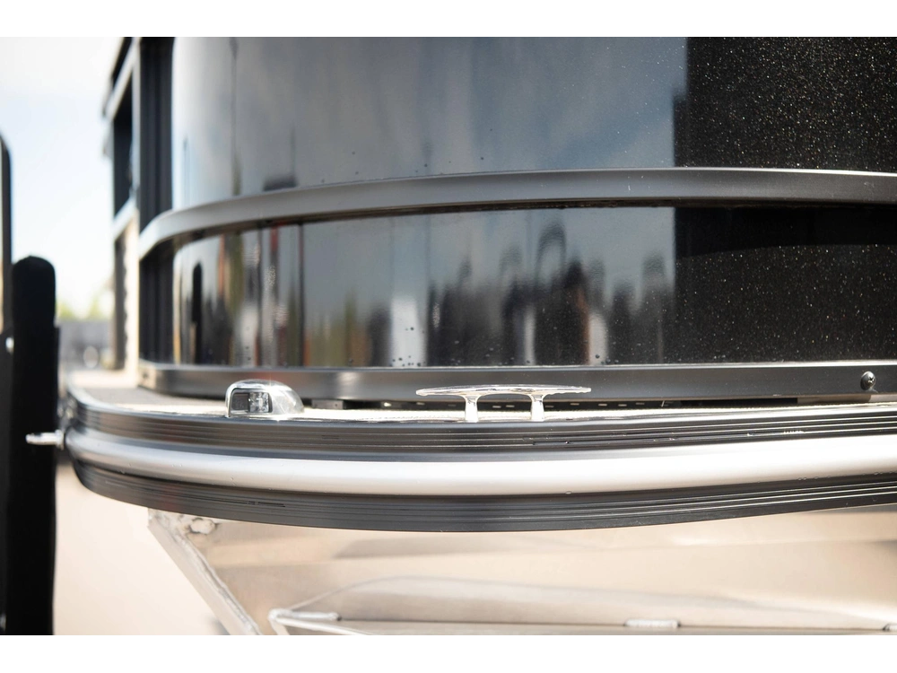 2025 Suncatcher Select 20f alt