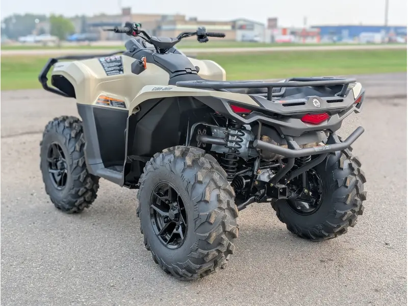 2026 Can-Am Outlander Pro XU HD7
