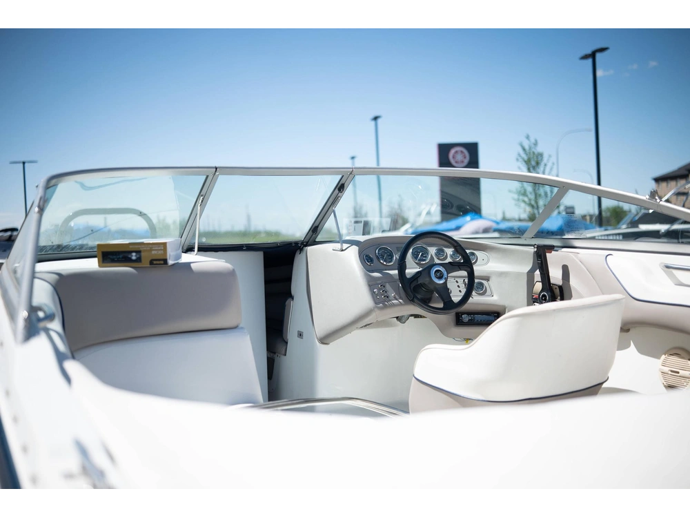 2001 Cobalt Boats 190 alt