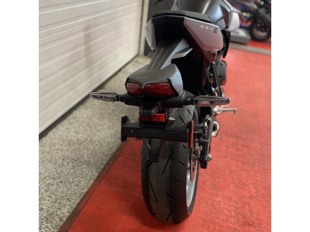 2024 Suzuki Gsx-s 8s alt