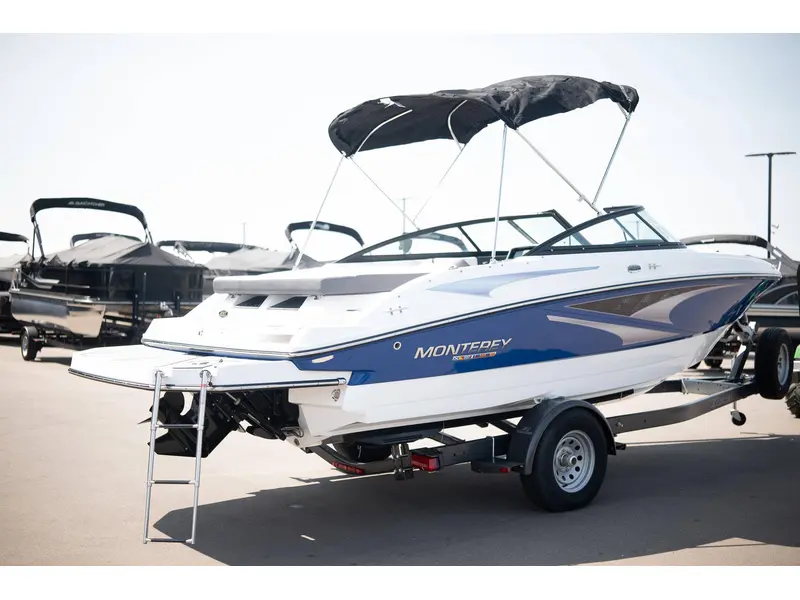 2024 Monterey Boats M20 BOWRIDER thumbnail 8