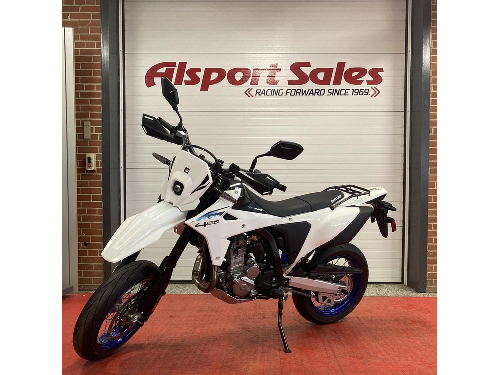 2025 Suzuki Dr-z 4sm alt