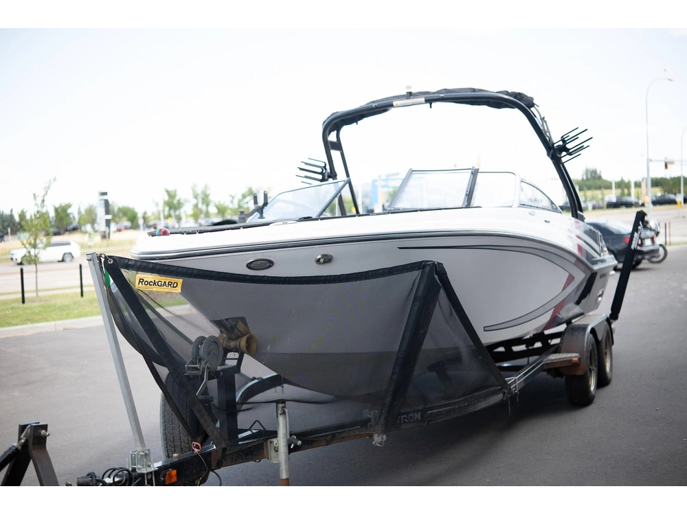 2013 Glastron Gt225 alt