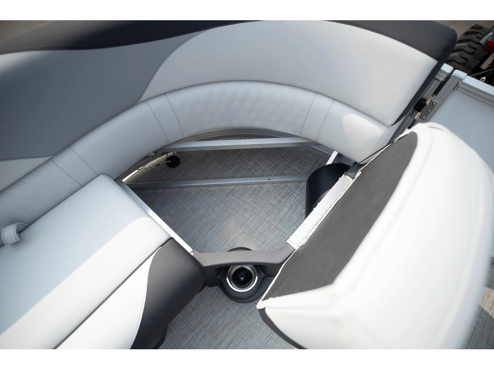 2025 Legend Q-series 23 Ql alt